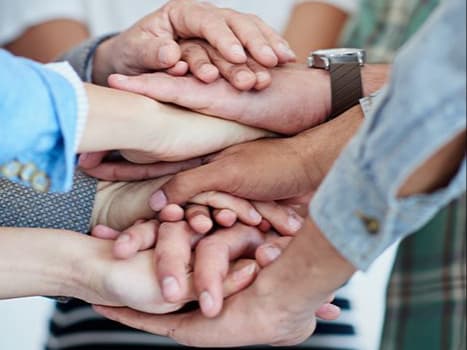 Cursuri online gratuite pentru dezvoltarea competențelor și incluziune în comunitățile rurale, prin proiectul INSPIRE – 2